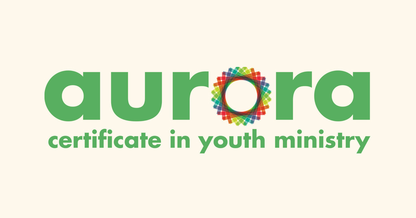 Sign up for the Aurora certificate in youth ministry