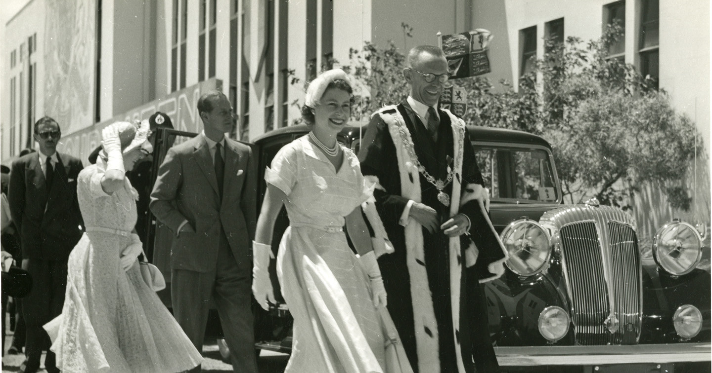 A young Queen visits New Zealand in 1954. Photo credit: Archives New Zealand.