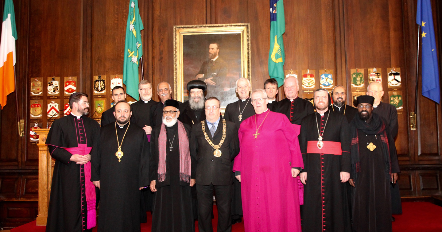 The members of the Anglican Oriental Orthodox International Commission with the Lord Mayor of Dublin Mi?chea?l Mac Donncha.