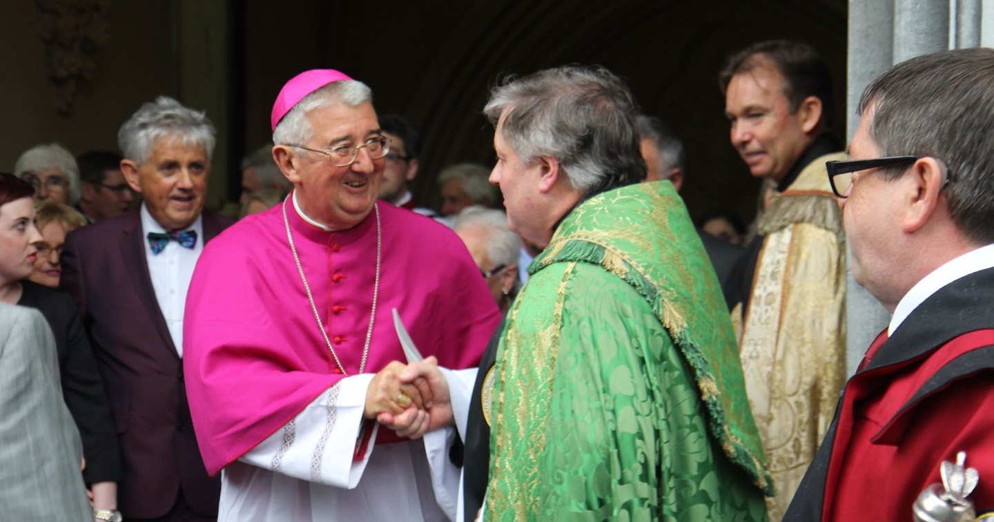 The Roman Catholic Archbishop of Dublin, The Most Revd Diarmuid Martin, congratulates Dean William Morton on his installation.