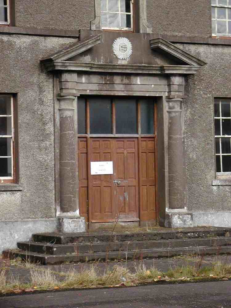 One of the doors of the garrison before its restoration. Image reproduced courtesy of Margaret Jordan, Ballincollig Heritage