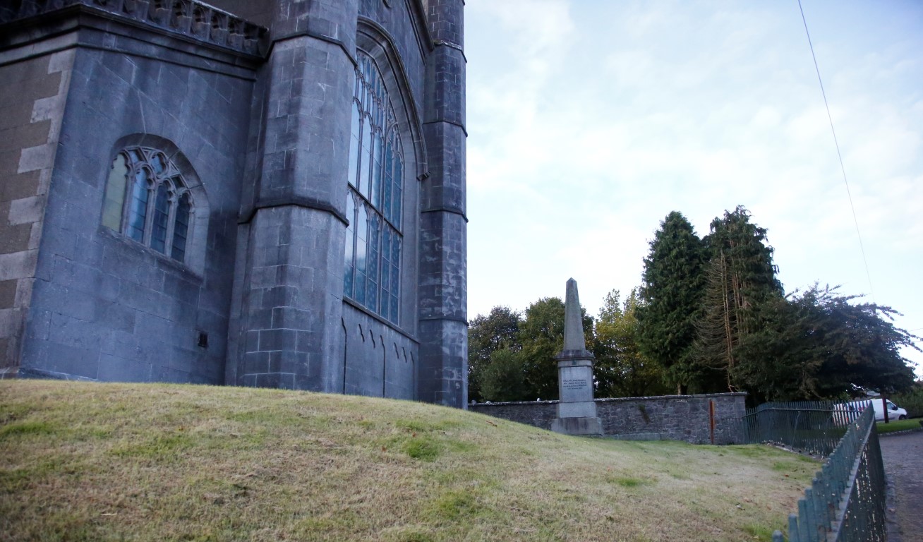 Collon church and the memorial. Photograph by Patrick Hugh Lynch.