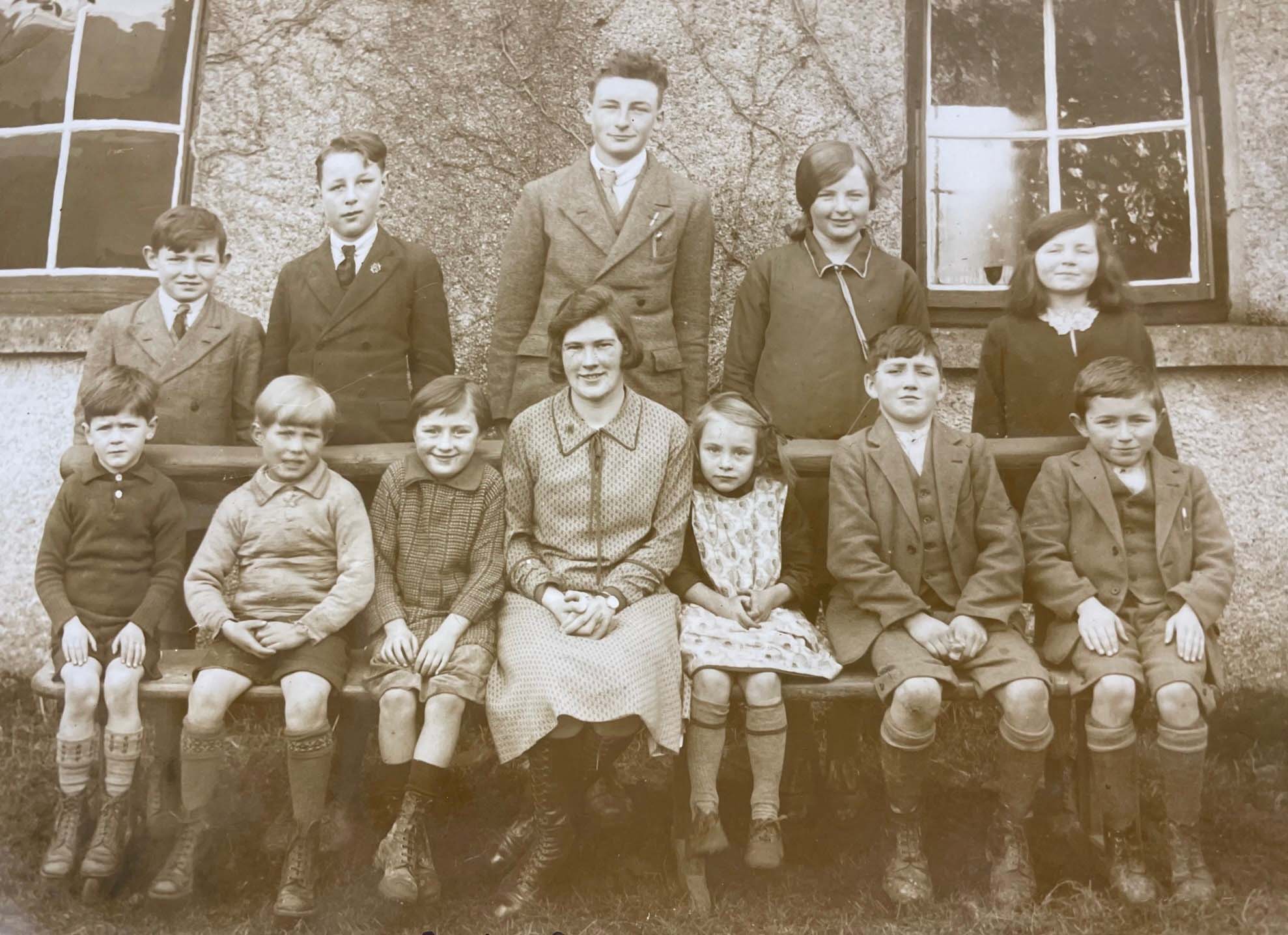 Miss Stella Greer's class at Killeigh School, county Offaly c.1931. RCB Library P48.28.1