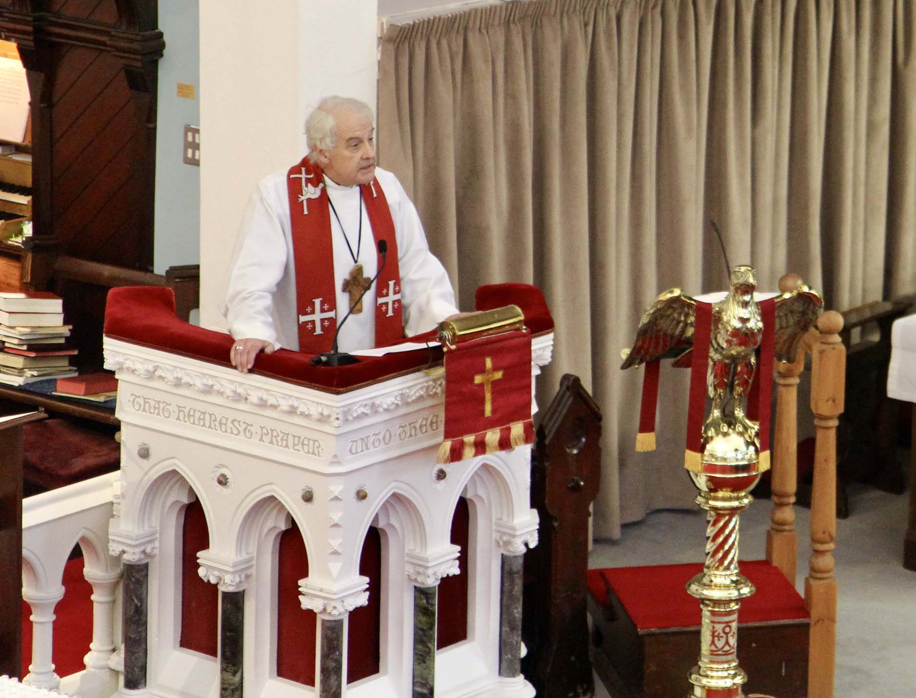 Archbishop Michael Jackson delivering the Presidential Address.